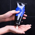 Mascara-de-Reparacao-Sisley-Hair-Rituel-Regenerating-Hair-Care-200-ml-Demonstracao-Textura