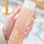 Tonico-Facial-de-Limpeza-Sisley-Grapefruit-250-ml-Modelo-e-Produto