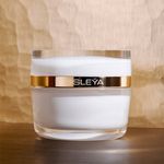 Creme-Facial-Anti-Idade-Sisley-Sisleÿa-L’Integral-50-ml-Ambientada
