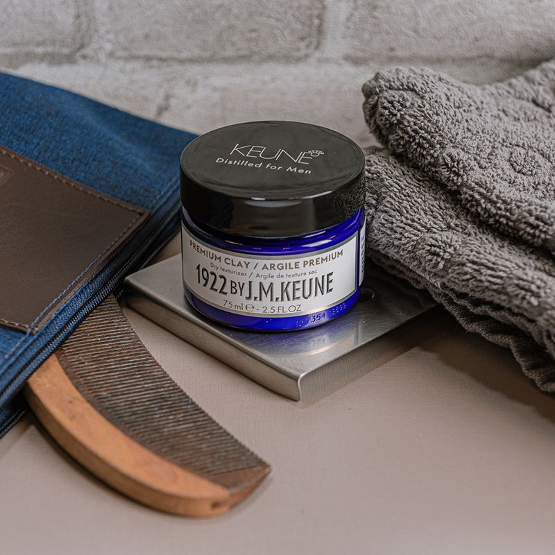 Argila-Keune-1922-By-J.M.-Premium-Clay-75-ml-Ambientada-um