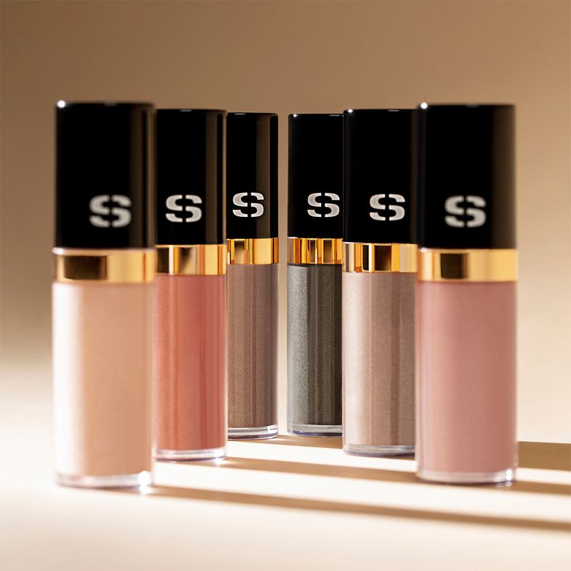 Sombra-Liquida-Sisley-Ombre-Eclat-Liquide-1-Champagne-65-ml-Ambientada-2