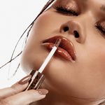 Gloss-Labial-Liquido-de-Volume-Fran-by-Franciny-Ehlke-ChocoChilli-Edicao-Limitada-Marrom-33-g-Textura