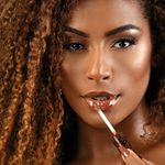 Gloss-Labial-Liquido-de-Volume-Fran-by-Franciny-Ehlke-ChocoChilli-Edicao-Limitada-Marrom-33-g-Textura-um
