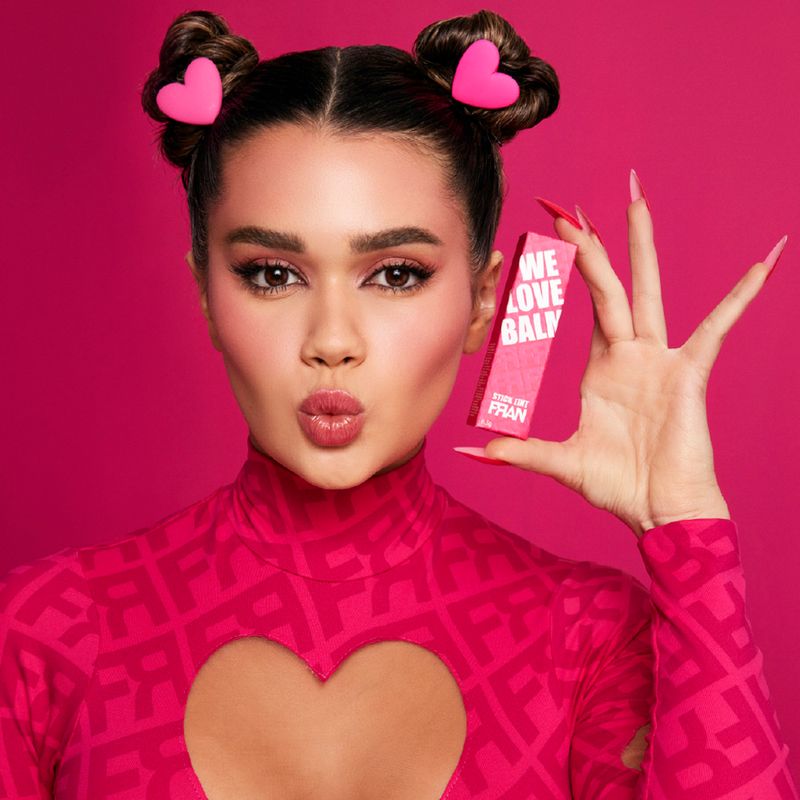 Lip-Balm-Hidratante-Fran-By-Franciny-Ehlke-Stick-Tint-Pink-63-g-Produto-Modelo