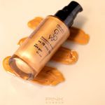 Protetor-Solar-Facial-com-Iluminador-Pink-Cheeks-Glow-FPS-70-FPUVA-55-Pure-Gold-30-ml-Textura