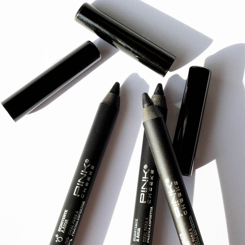 Lapis-de-Olho-Cremosa-Natural-Pink-Cheeks-Sport-Eyepencil-Preto-12-g-Ambientada