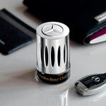Perfume-Mercedes-Benz-Club-Black-Masculino-Eau-de-Toilette-20-ml-Ambientada