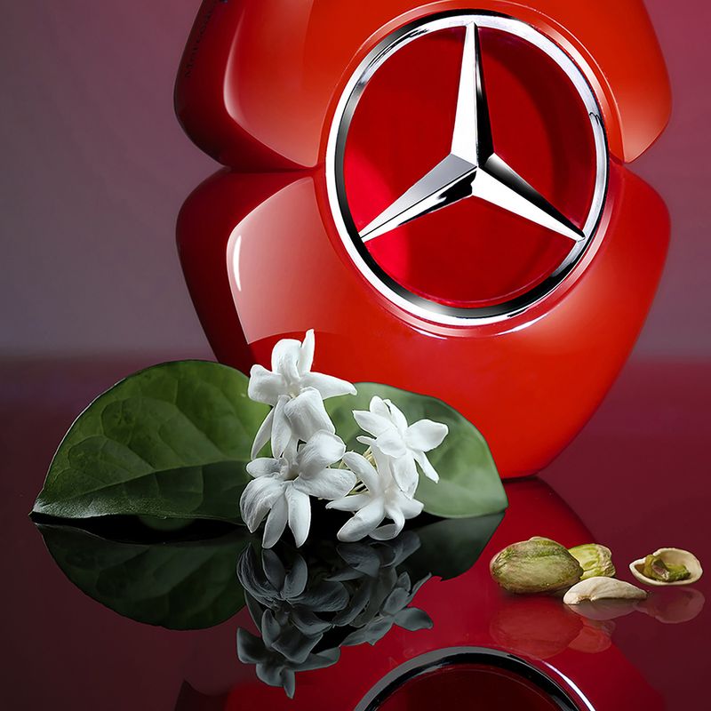 Perfume-Mercedes-Benz-Woman-In-Red-Feminino-Eau-de-Parfum-60-ml-Notas-um