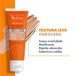 Protetor-Solar-Facial-Clareador-Avene-Eau-Thermale-Mat-Perfect-FPS-70-Clara-40-g-Textura