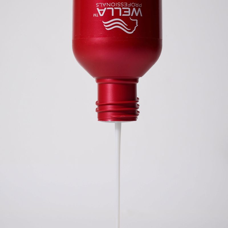 Shampoo-Wella-Professional-Ultimate-Repair-250-ml-Textura-Produto