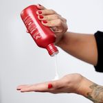 Shampoo-Wella-Professional-Ultimate-Repair-250-ml-Textura-Produto-um