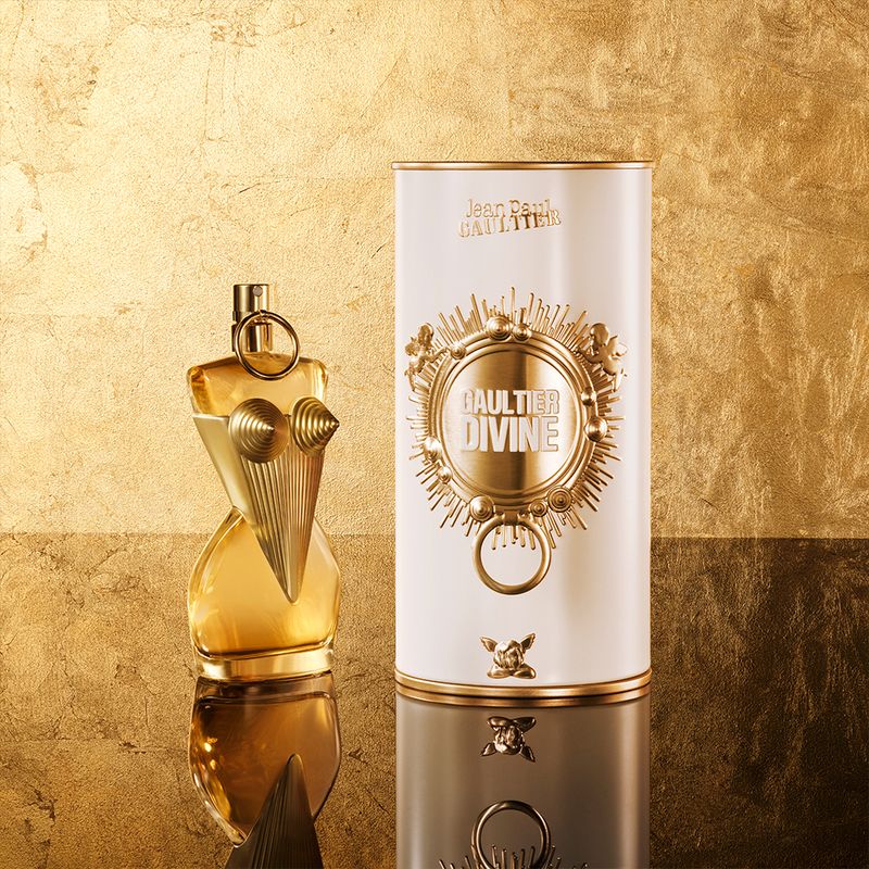 Perfume-Jean-Paul-Gaultier-Divine-Feminino-Eau-de-Parfum-Recarregavel-100-ml-Ambientada-1