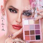 Paleta-de-Sombra-Karen-Bachini-Beauty-Genese-12-g-Modelo-e-Produto-1