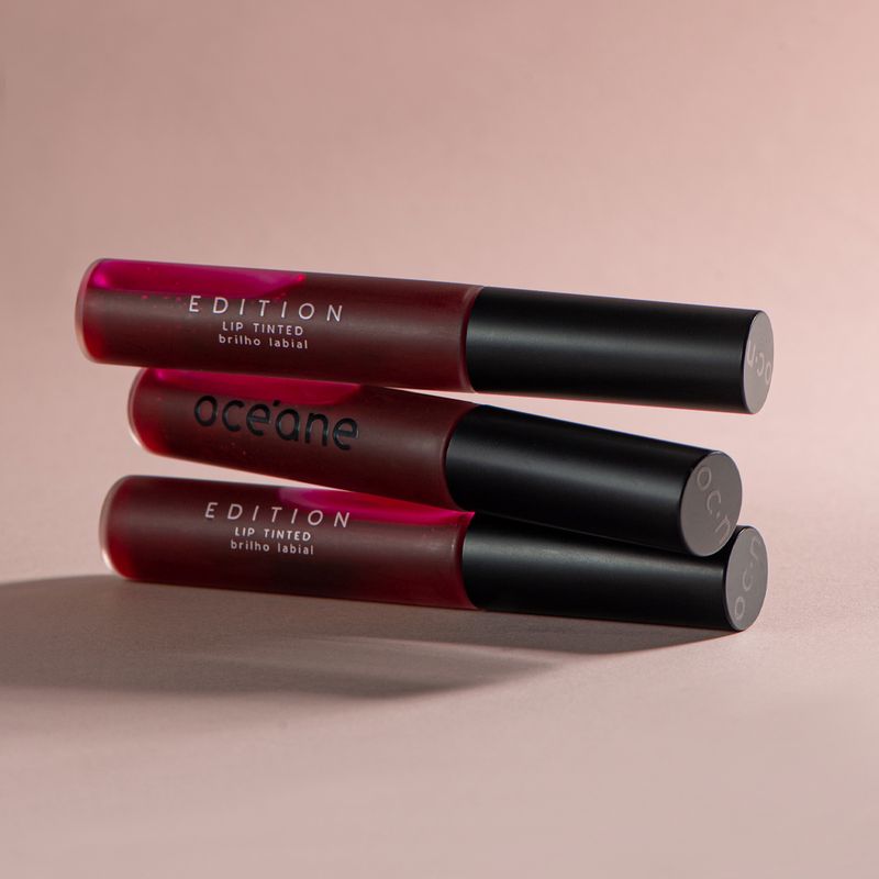 Lip-Tint-Liquido-Oceane-Edition-Pink-9-g-Ambientada