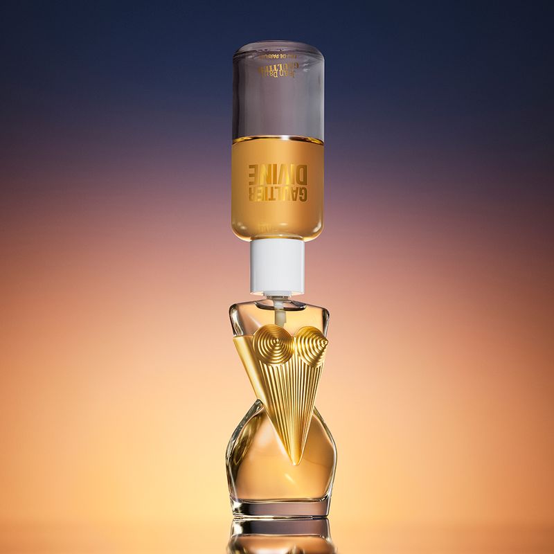 Perfume-Jean-Paul-Gaultier-Divine-Feminino-Eau-de-Parfum-Refil-200-ml-Ambientada