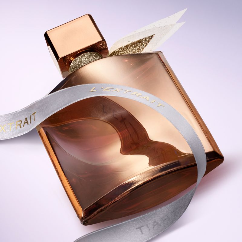 Perfume-Lancome-La-Vie-Est-Belle-L-Extrait-Feminino-Eau-de-Parfum-30-ml