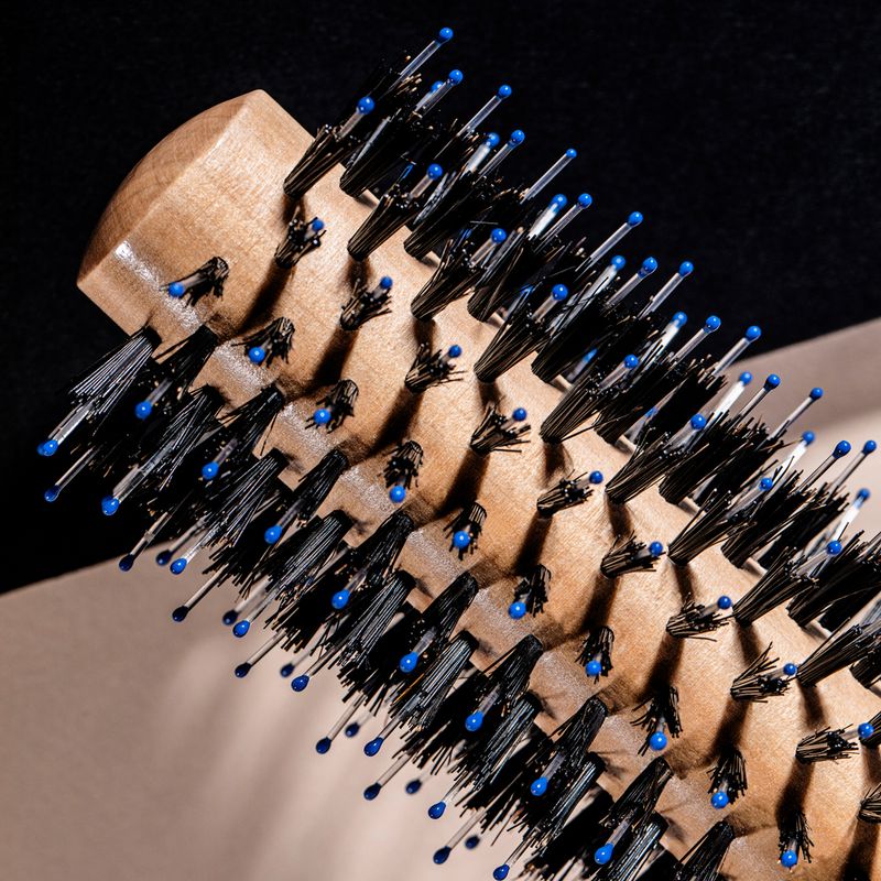 Escova-para-Secagem-Sisley-Hair-Rituel-The-Blow-Dry-Brush-Bege