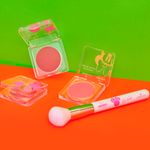 Blush-Cremoso-Natural-Essence-Back-To-The-Roots-Mickey-01-Never-Grow-Up-8-g