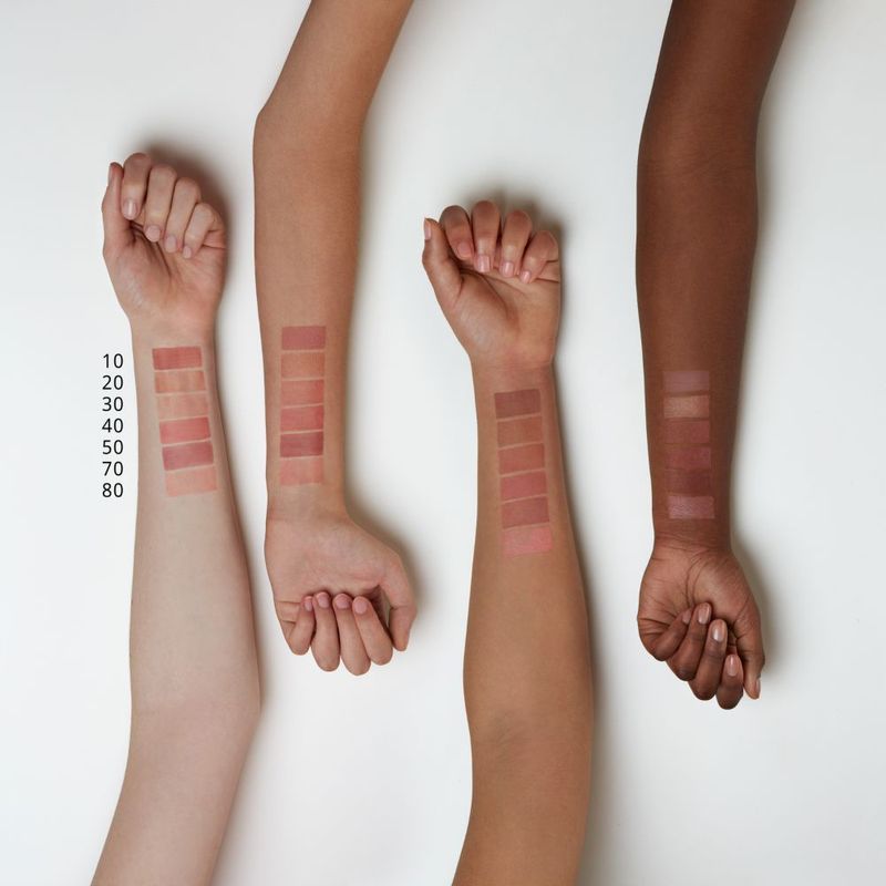 Blush-Compacto-em-Po-Essence-The-Blush-10-Befiting-5-g