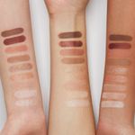 Paleta-de-Sombra-em-Po-Essence-The-Rose-9-Shades