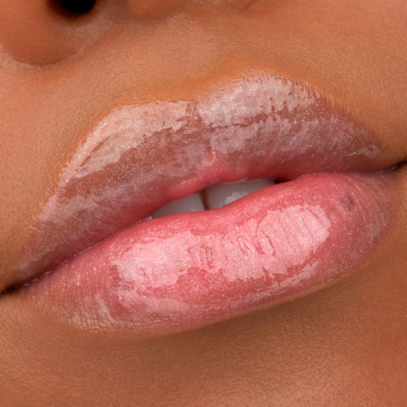 Gloss-Preenchedor-Labial-Essence-What-The-Fake-01-Oh-My-Plump-42ml