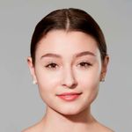 Base-Em-Mousse-Essence-Soft-Touch-13-Matt-Porcelain-16g