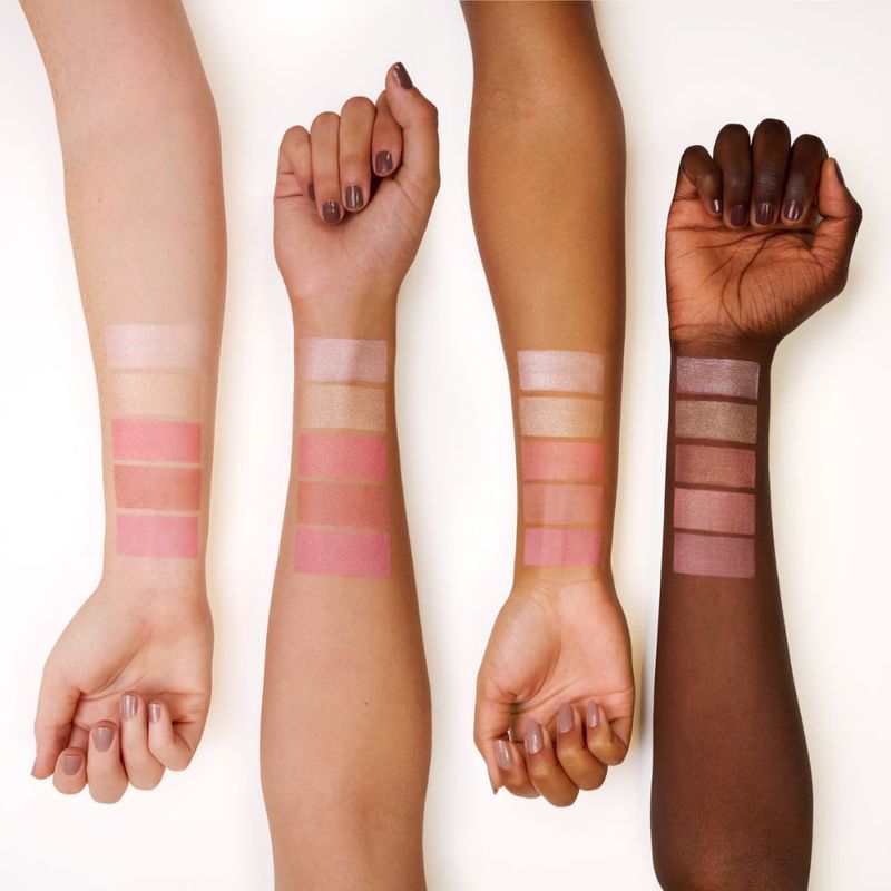 Paleta-de-Blush-e-Iluminador-em-Po-Essence-Peachy-Blossom-5-Shades