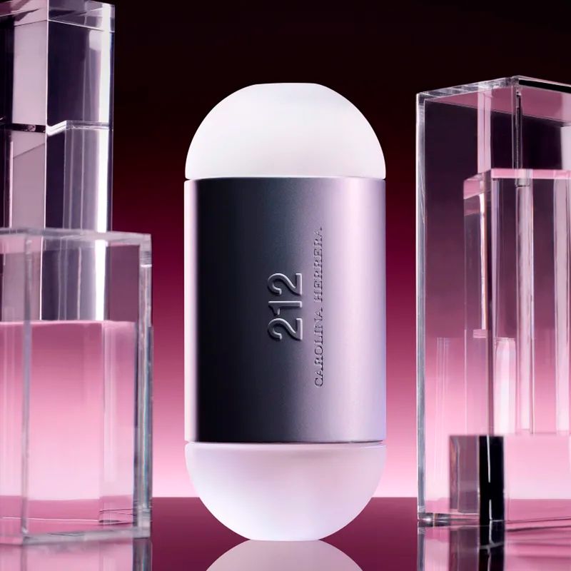 Perfume-Carolina-Herrera-212-Vip-Rose-Elixir-Feminino-Eau-de-Parfum-30-ml