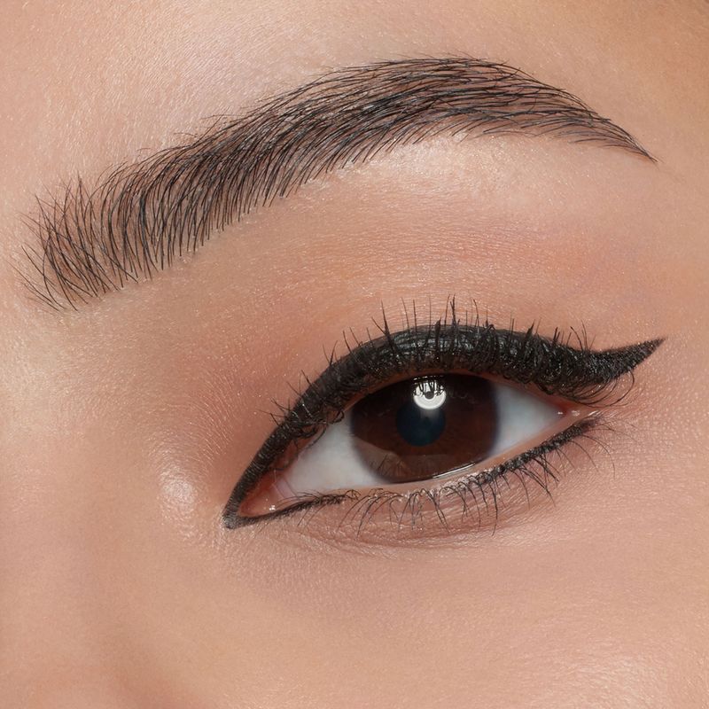 Caneta-Delineadora-Liquida-Essence-Eyeliner-Long-Lasting-Blackest-Preta-11-ml