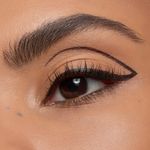 Caneta-Delineadora-Liquida-Essence-Eyeliner-Long-Lasting-Blackest-Preta-11-ml