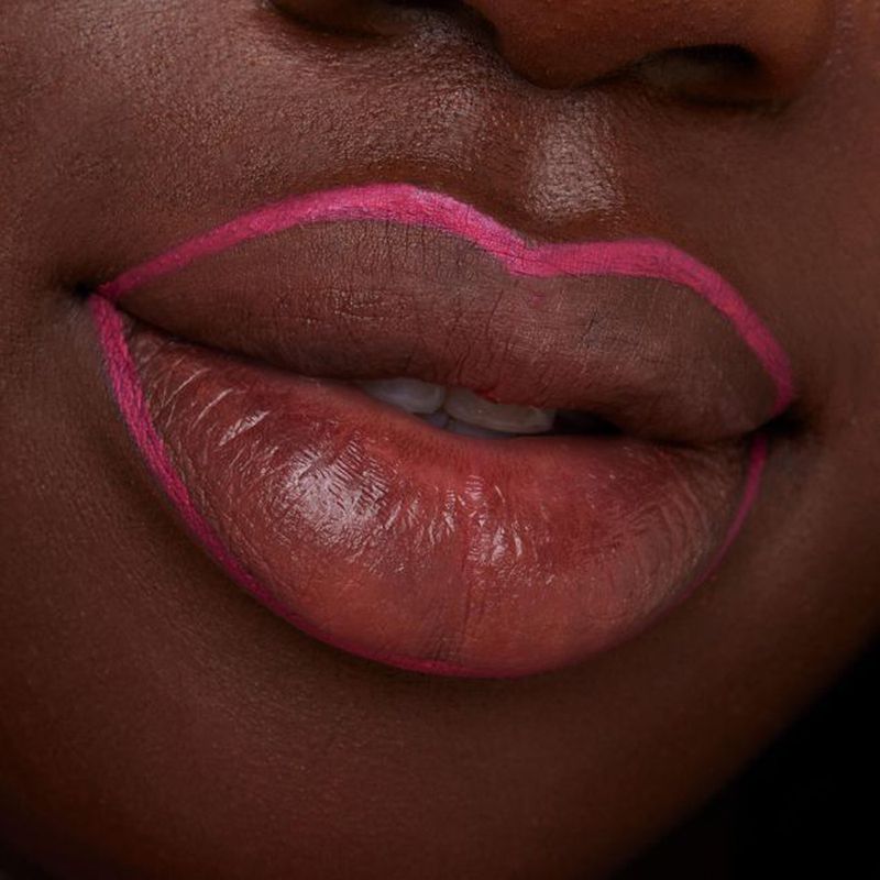 Lapis-Labial-Essence-8H-Matte-05-Pink-Blush-03-g