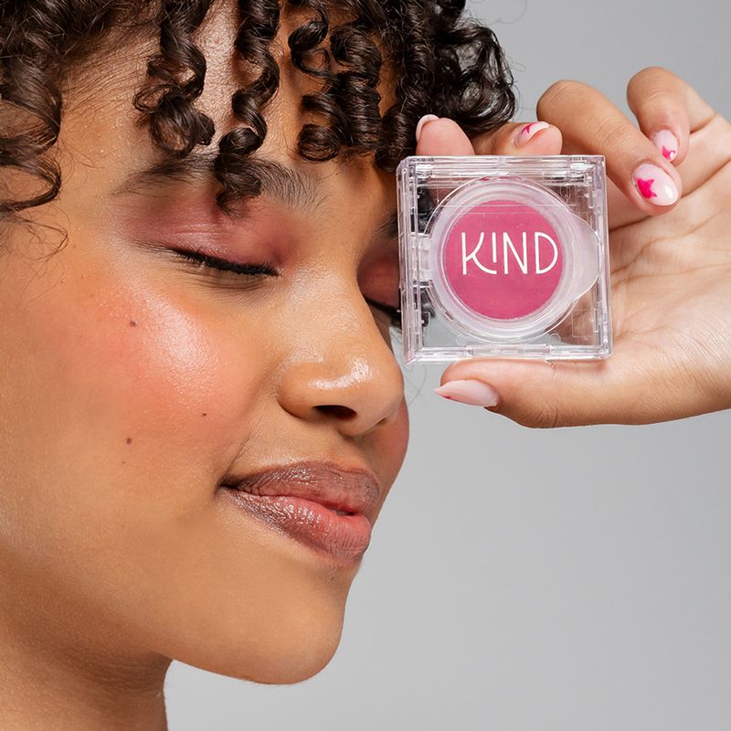 Blush-Cremoso-3-em-1-Kind-Beauty-Romance-FPS-15-FPUVA-5-5g