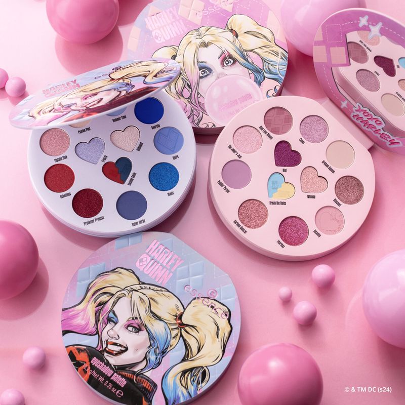 -Palette-Essence-Harley-Quinn-Eyeshadow-01-Hey-Puddin