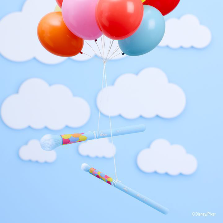 Pincel-para-Sombras-Essence-Disney-Pixar-Up-Azul