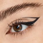 Lapis-Catrice-Kohl-Kajal-A-Prova-D’Agua-Preto