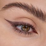 Delineador-Catrice-Matte-Calligraph-Artist-010-Roasted-Nuts