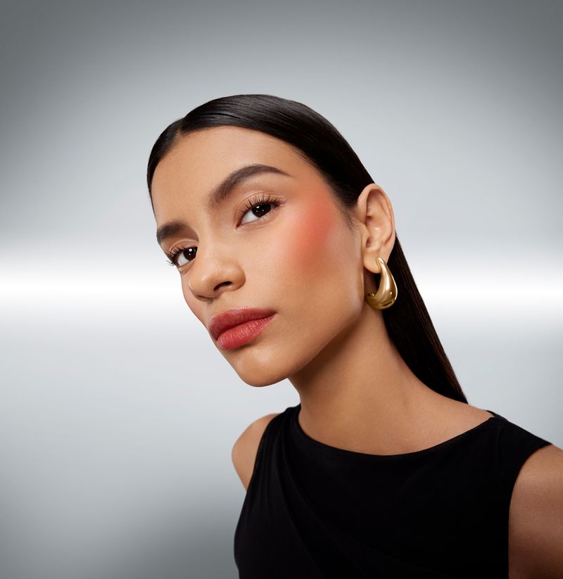 Blush-em-Po-Lancome-Blush-Subtil-Aie-Aie-Corail-700