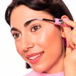 Gel-Fixador-de-Sobrancelha-para-Definicao-Essence-Fix-It-Like-a-Pro-Incolor-85-ml