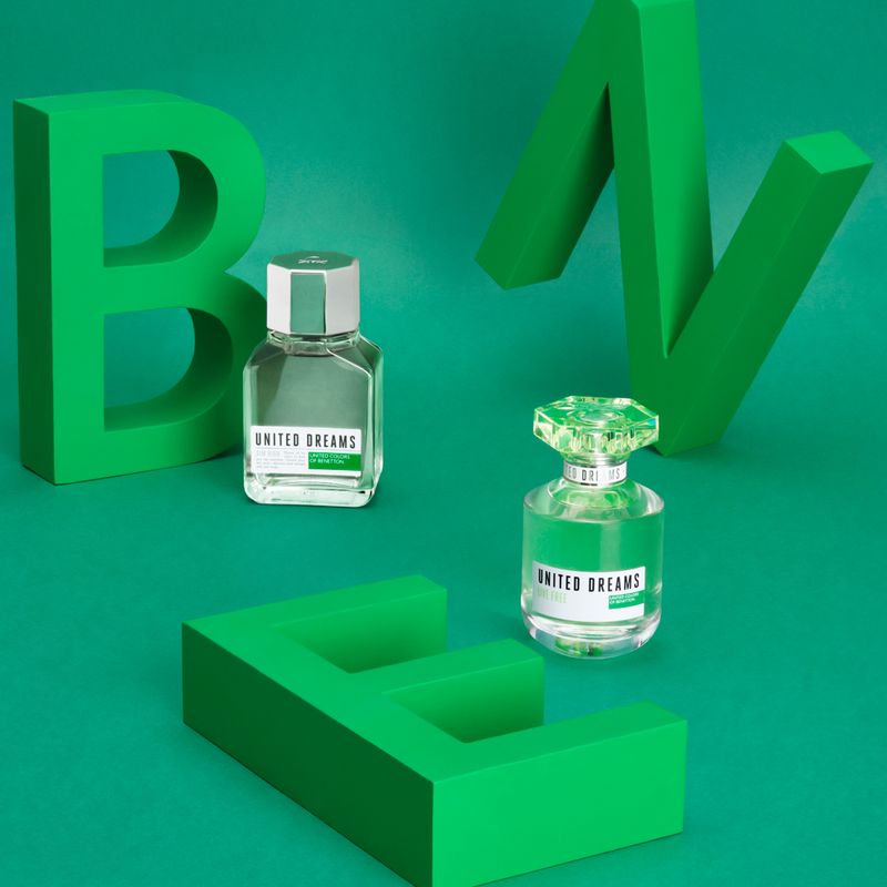 Kit-Coffret-Benetton-Kit-United-Colors-We-are-Tribe-Cool-Masculino-Eau-de-Toilette-90-ml---Desodorante-150-ml