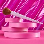 Pincel-para-Blush-e-Iluminador-Essence-01-It-S-Glow-Time-Roxo-F5