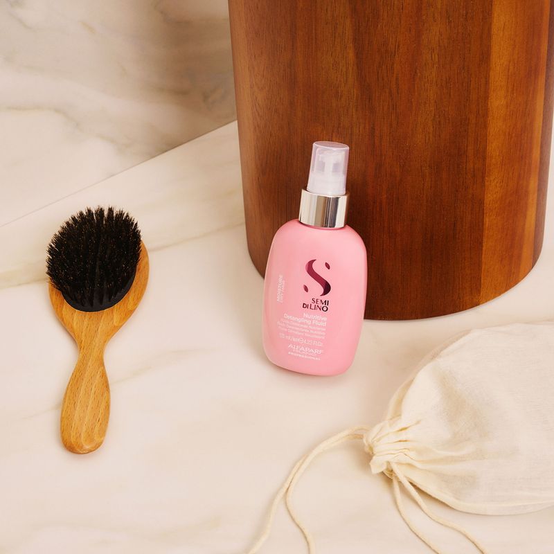 Leave-in-Alfaparf-Milano-Professional-Semi-Di-Lino-Moisture-Nutritive-Detangling-Fluid-125-ml-F3