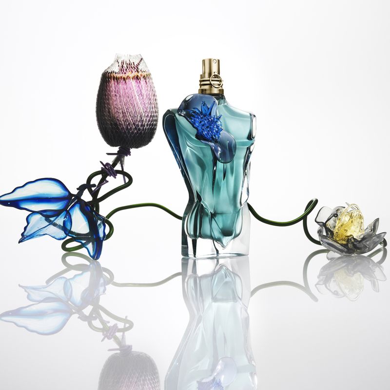 Perfume-Jean-Paul-Gaultier-Le-Beau-Flower-Edition-Feminino-Eau-de-Parfum-125ml-F7