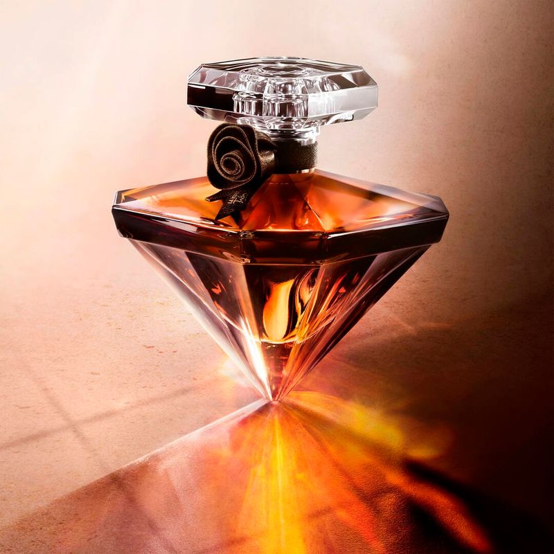 Perfume-Lancome-La-Nuit-Tresor-Vanille-Noire-Feminino-Eau-de-Parfum-30ml